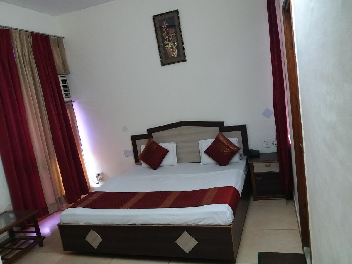 Hotel Rama Palace Katra  Eksteriør bilde